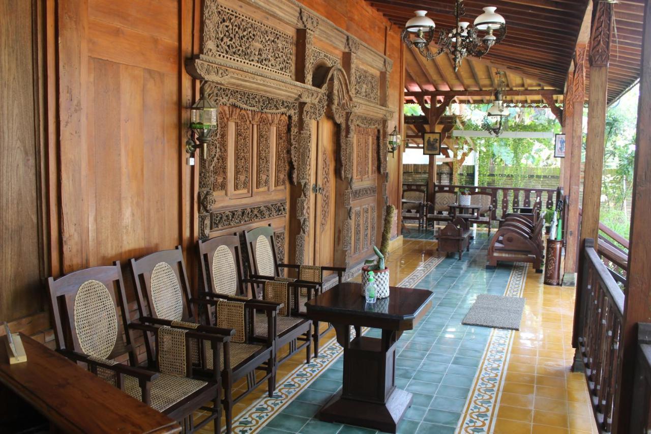 Cokro Hinggil - Traditional View Sleman  Luaran gambar